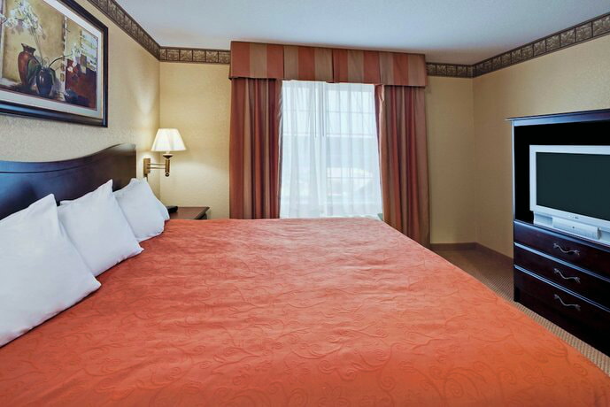Country Inn & Suites by Radisson Hot Springs AR